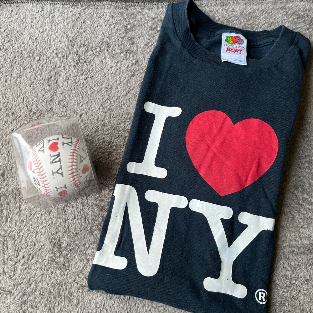 I love New York shirt and baseball